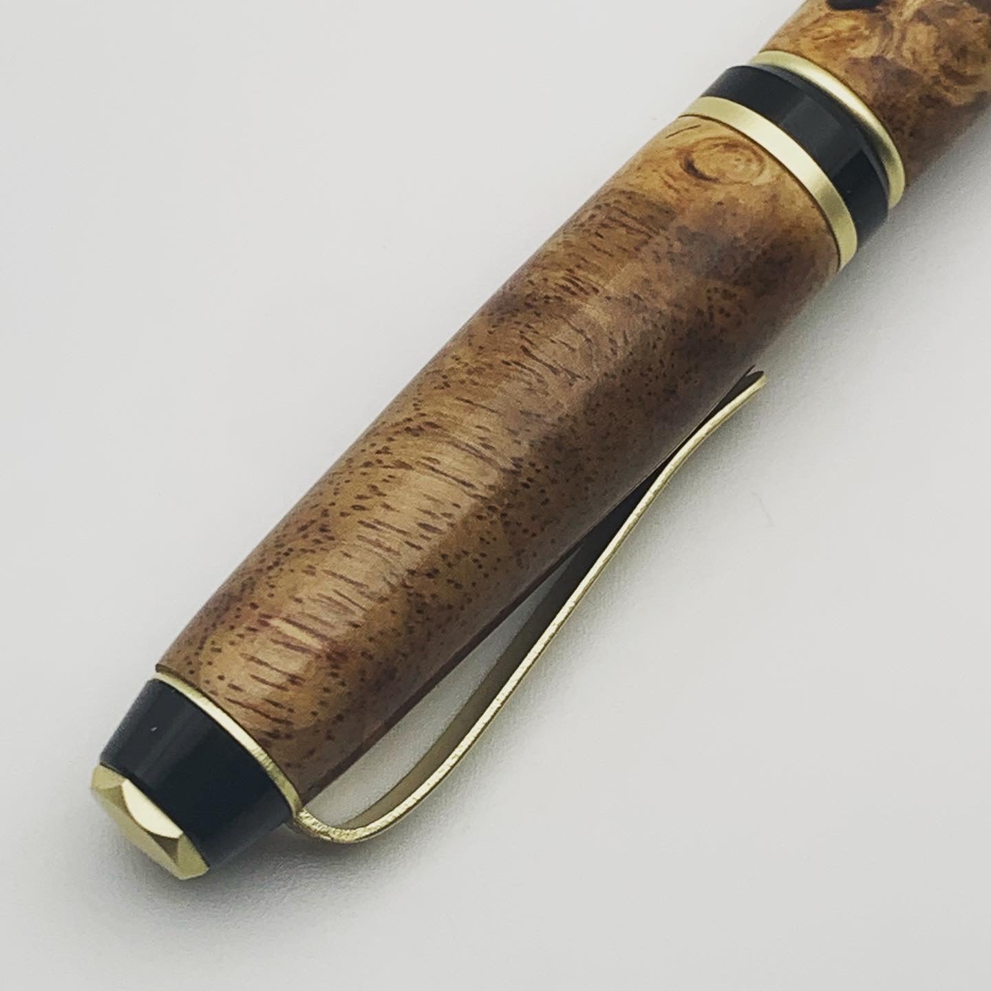 Honduran Rosewood Burl Cigar Pen