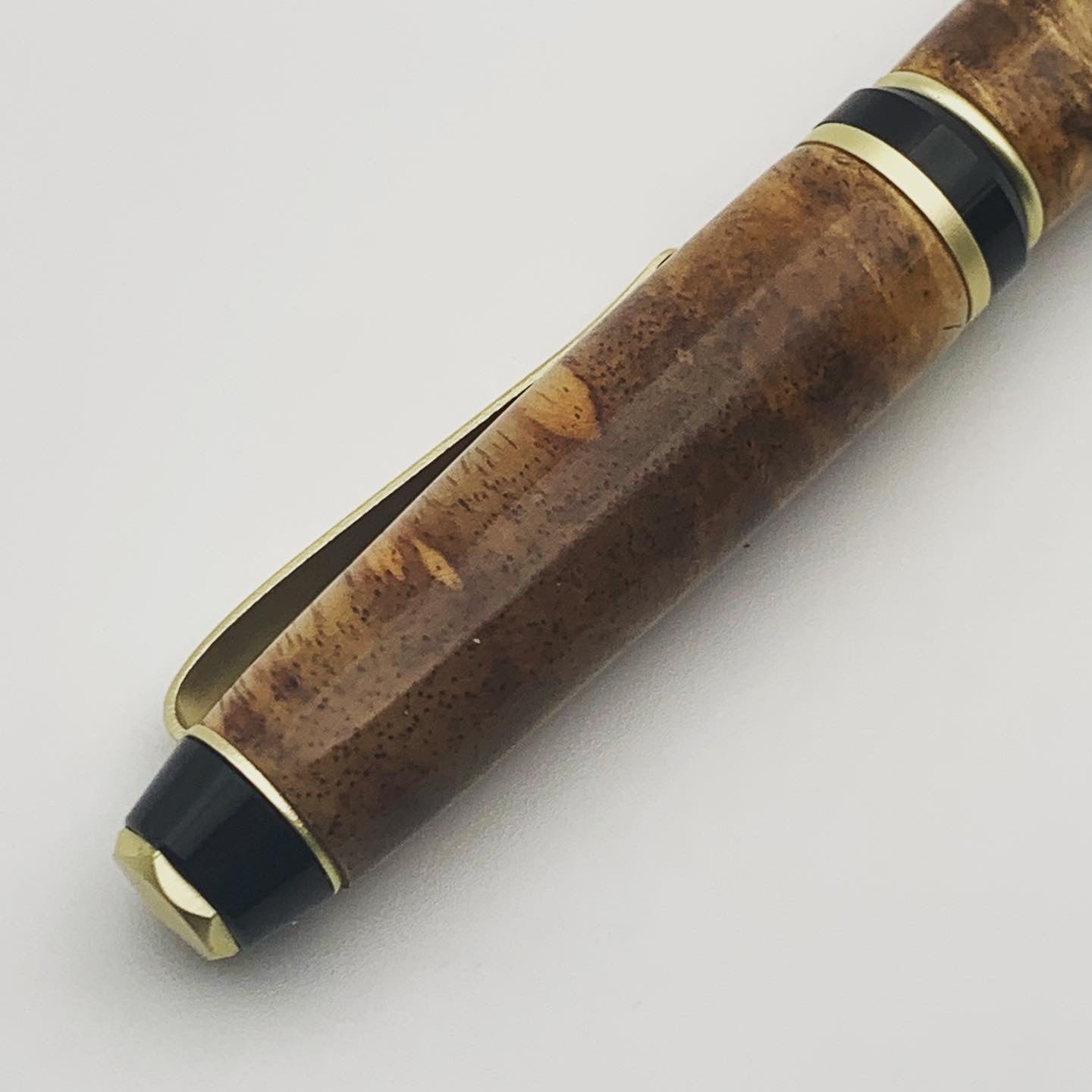 Honduran Rosewood Burl Cigar Pen
