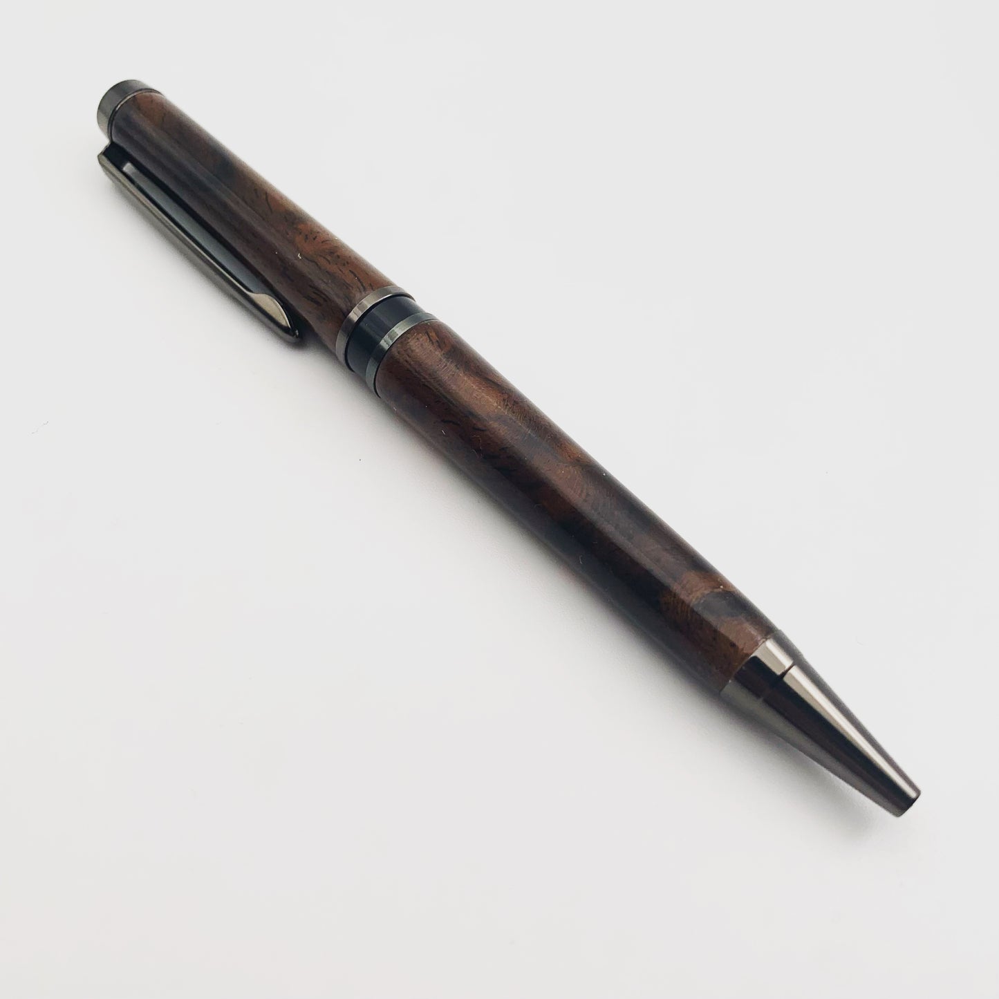 Walnut Burl Elegant American Pen