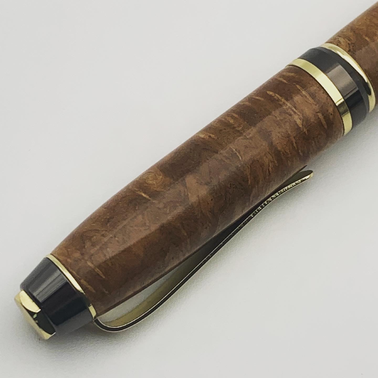 Sindora Burl Cigar Pen