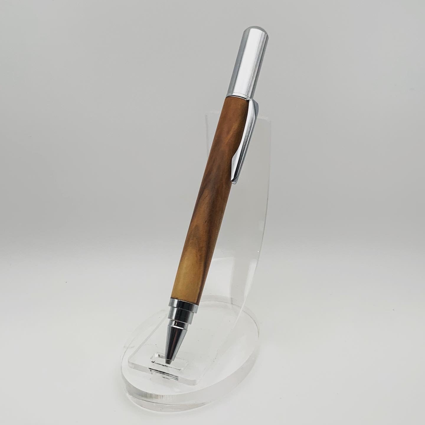 Applewood Rollester Pen