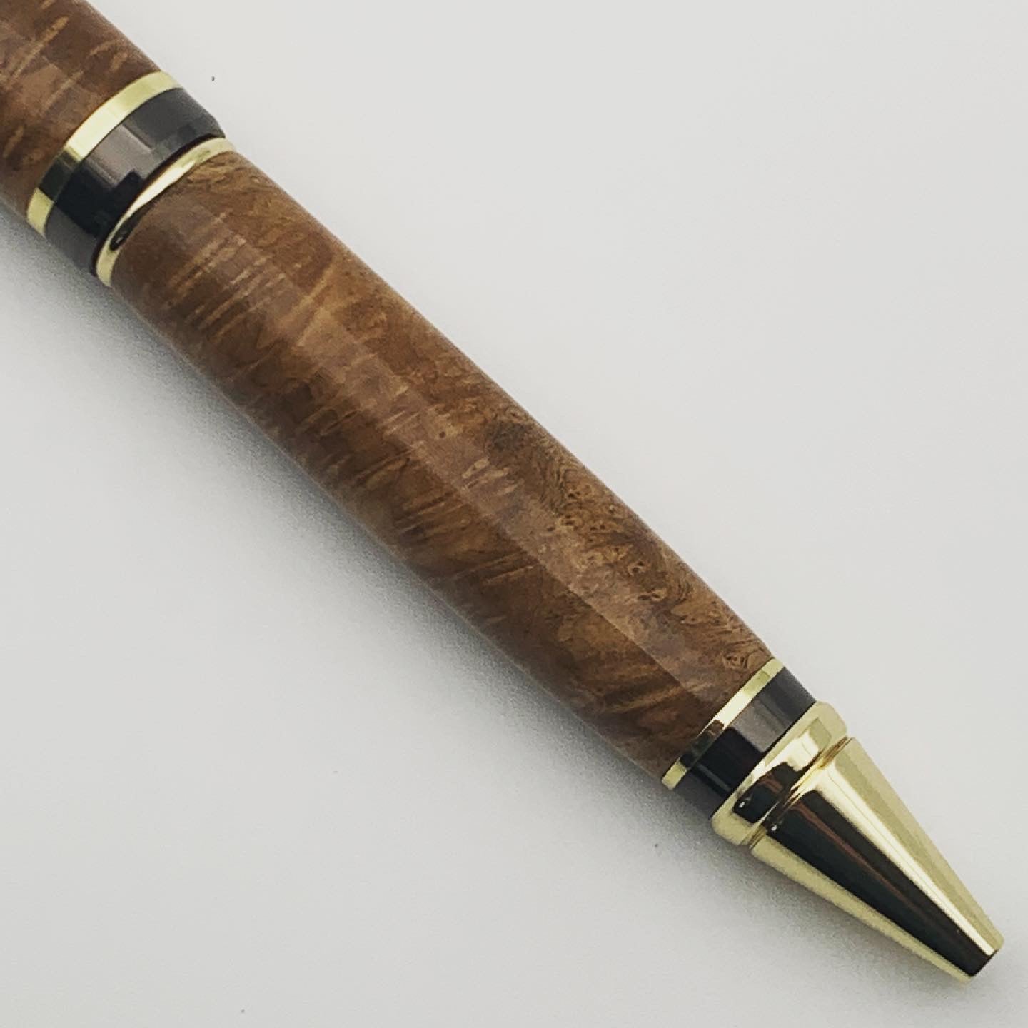 Sindora Burl Cigar Pen